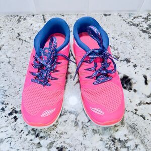 Nike Sneakers Size 4 Youth